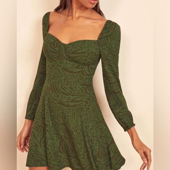 Reformation Dresses & Skirts - Women’s Reformation Mochi Jungle Animal Print Green Dress Party Event‎ Size 2.